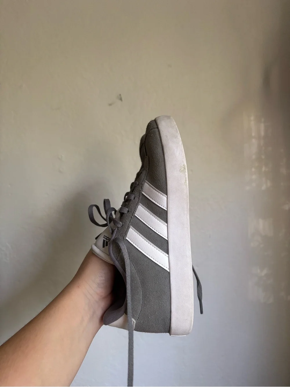adidas Gray Suede boy’s Sneakers with White Stripes